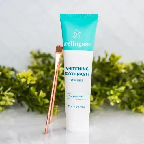 Wellnesse Copper Tongue Scraper - Professional Ayurvedic Bad Breath Solution